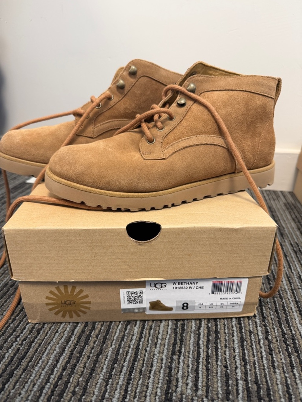 UGG Suede Lace-Up Ankle Boots in Chestnut